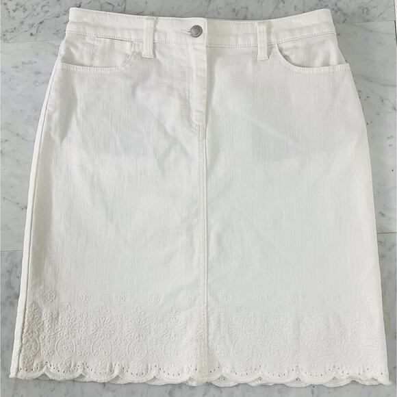 TALBOTS Embroidered Scallop-Hem Jean Skirt 2 White Denim Pencil Eyelet EUC - Picture 1 of 12